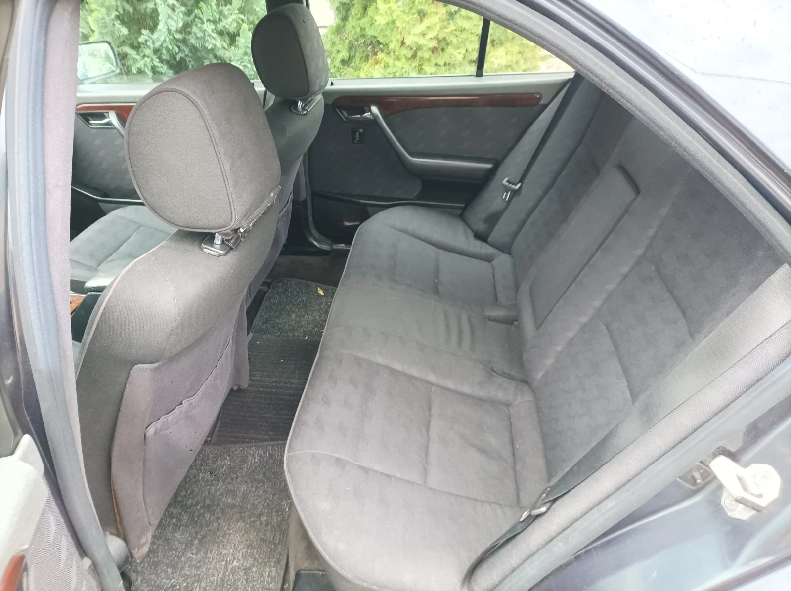 Mercedes-Benz C 250, снимка 4 - Автомобили и джипове - 54579279