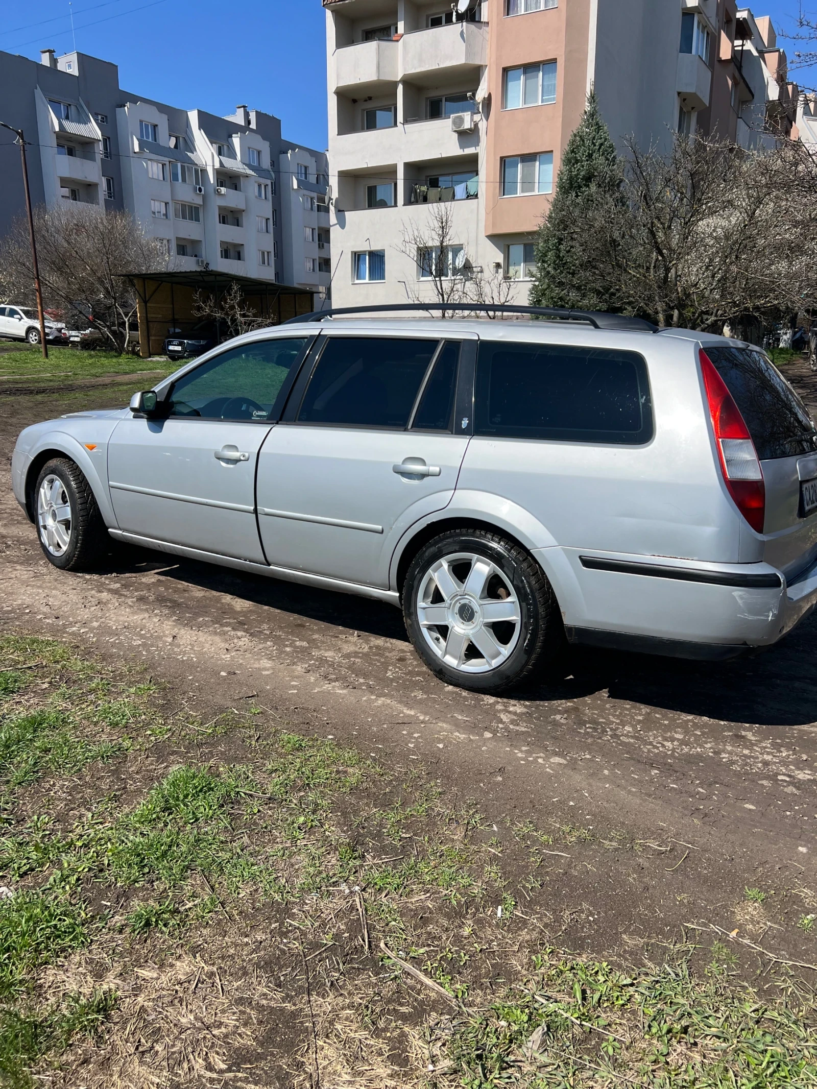 Ford Mondeo Mk3, снимка 4 - Автомобили и джипове - 54096946