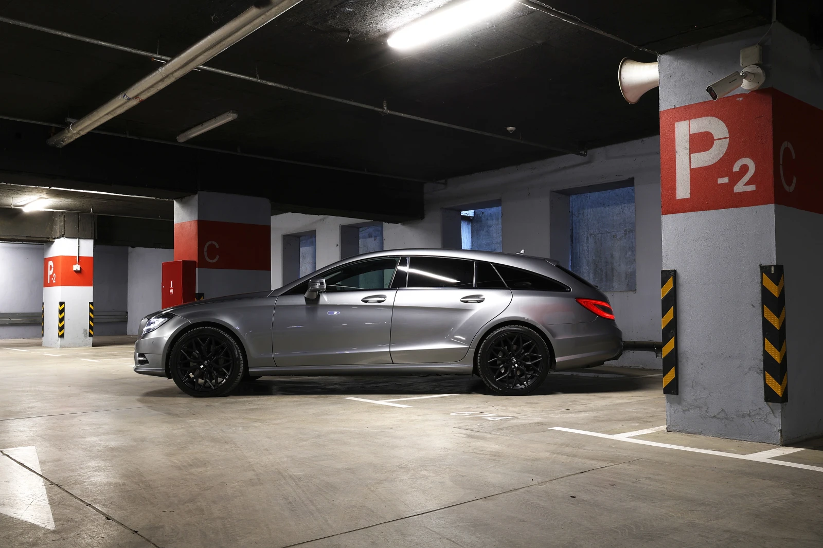 Mercedes-Benz CLS 350 AMG | Shooting Brake | Airmatic | Night Vision, снимка 8 - Автомобили и джипове - 54248014
