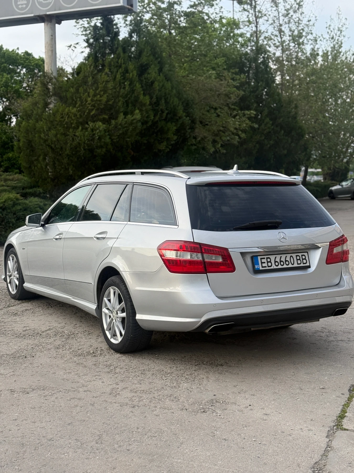 Mercedes-Benz E 350 CDi 4Matic AMG Package, снимка 4 - Автомобили и джипове - 54711447