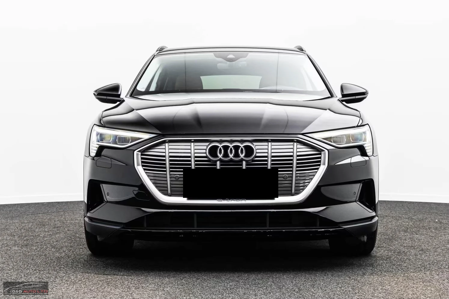 Audi E-Tron 55/SPORTBACK/408HP/BUSINESS/CAM/KLESS/HUD/ACC/449z, снимка 2 - Автомобили и джипове - 54700450