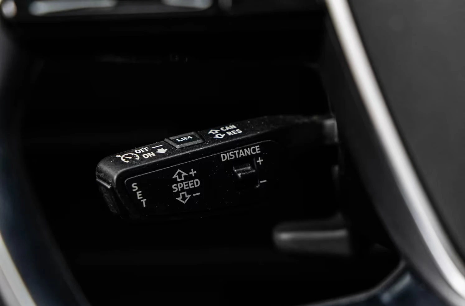 Audi E-Tron 55/SPORTBACK/408HP/BUSINESS/CAM/KLESS/HUD/ACC/449z, снимка 15 - Автомобили и джипове - 54700450