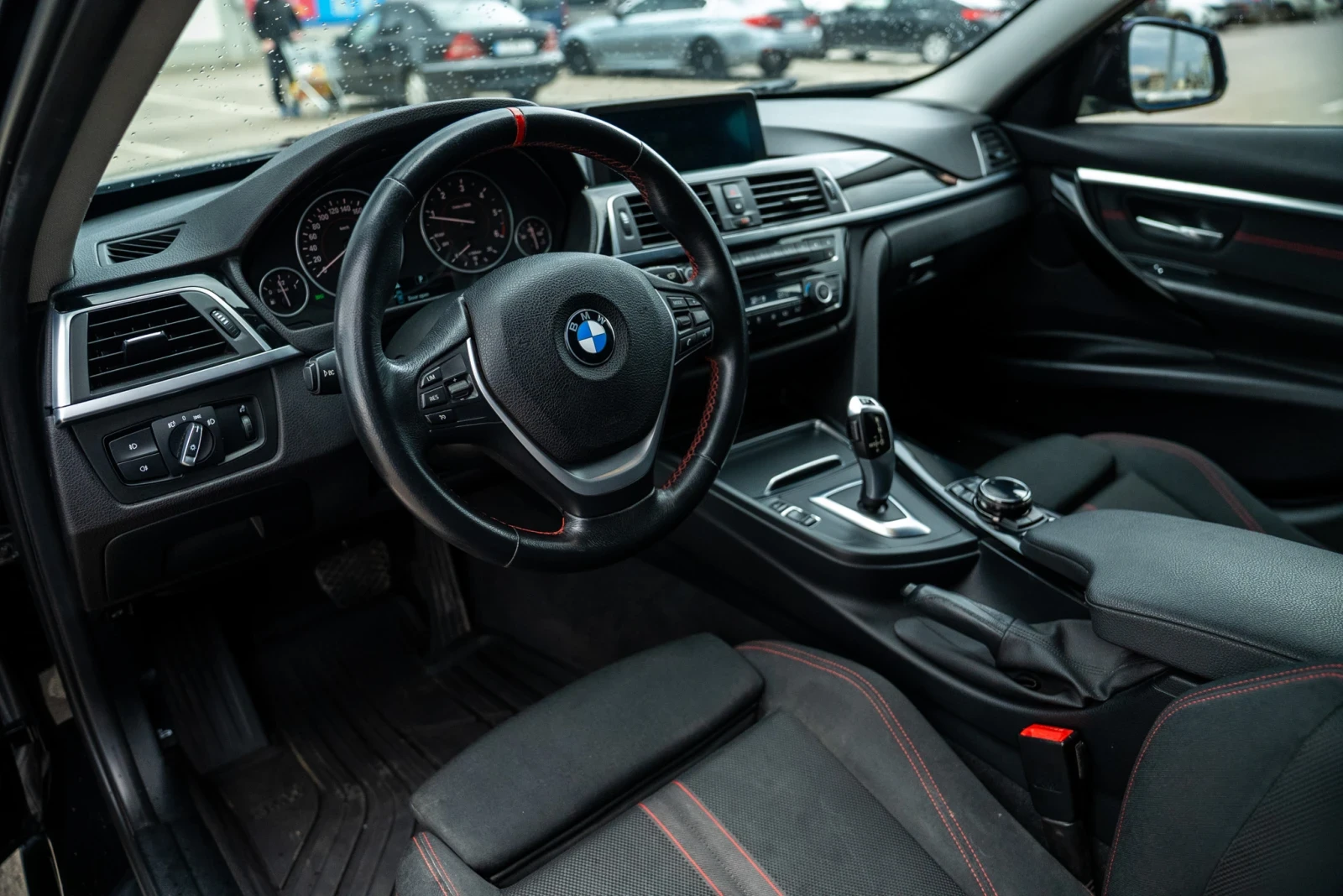BMW 318 F31, снимка 15 - Автомобили и джипове - 54746641