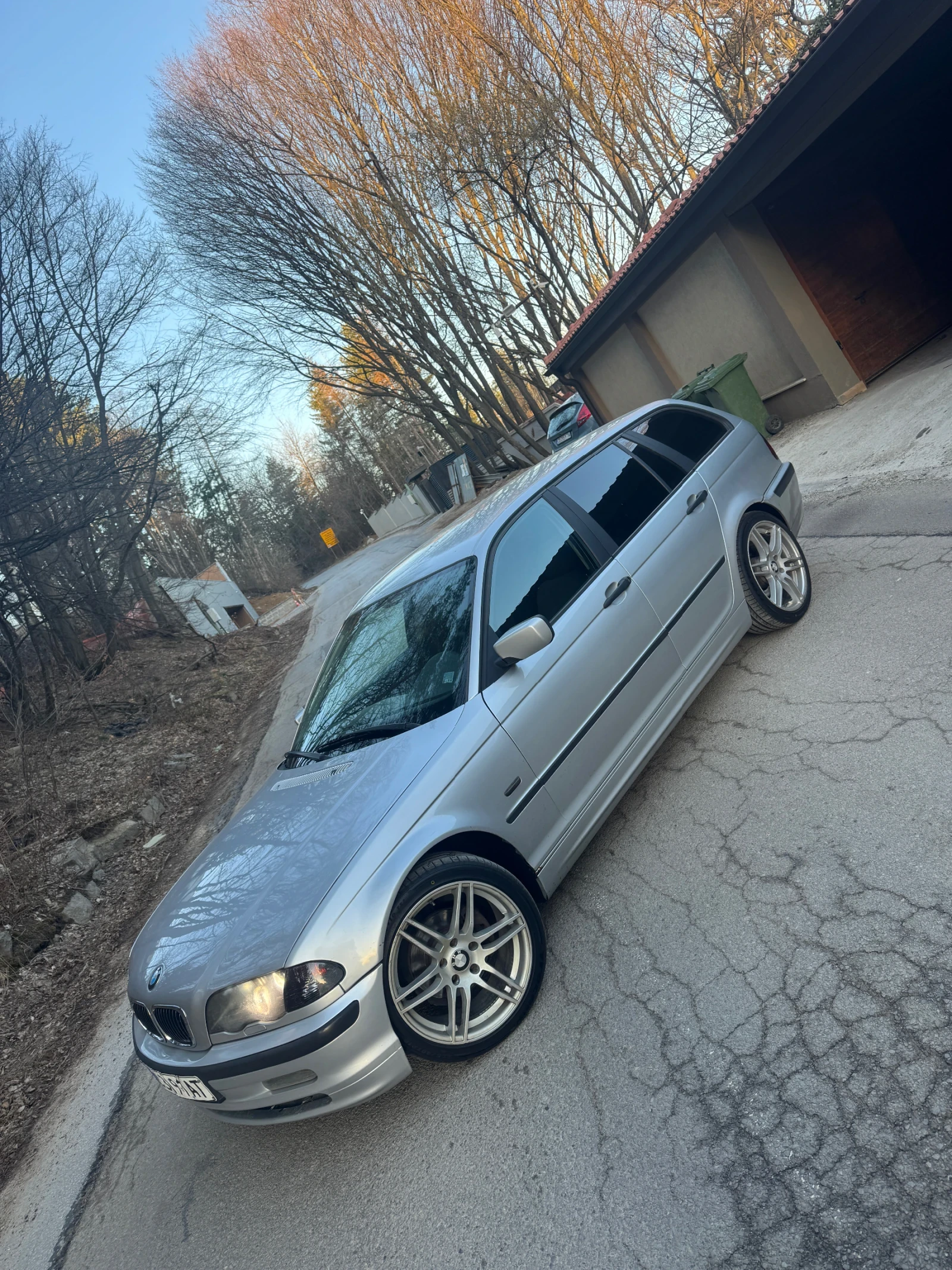 BMW 320