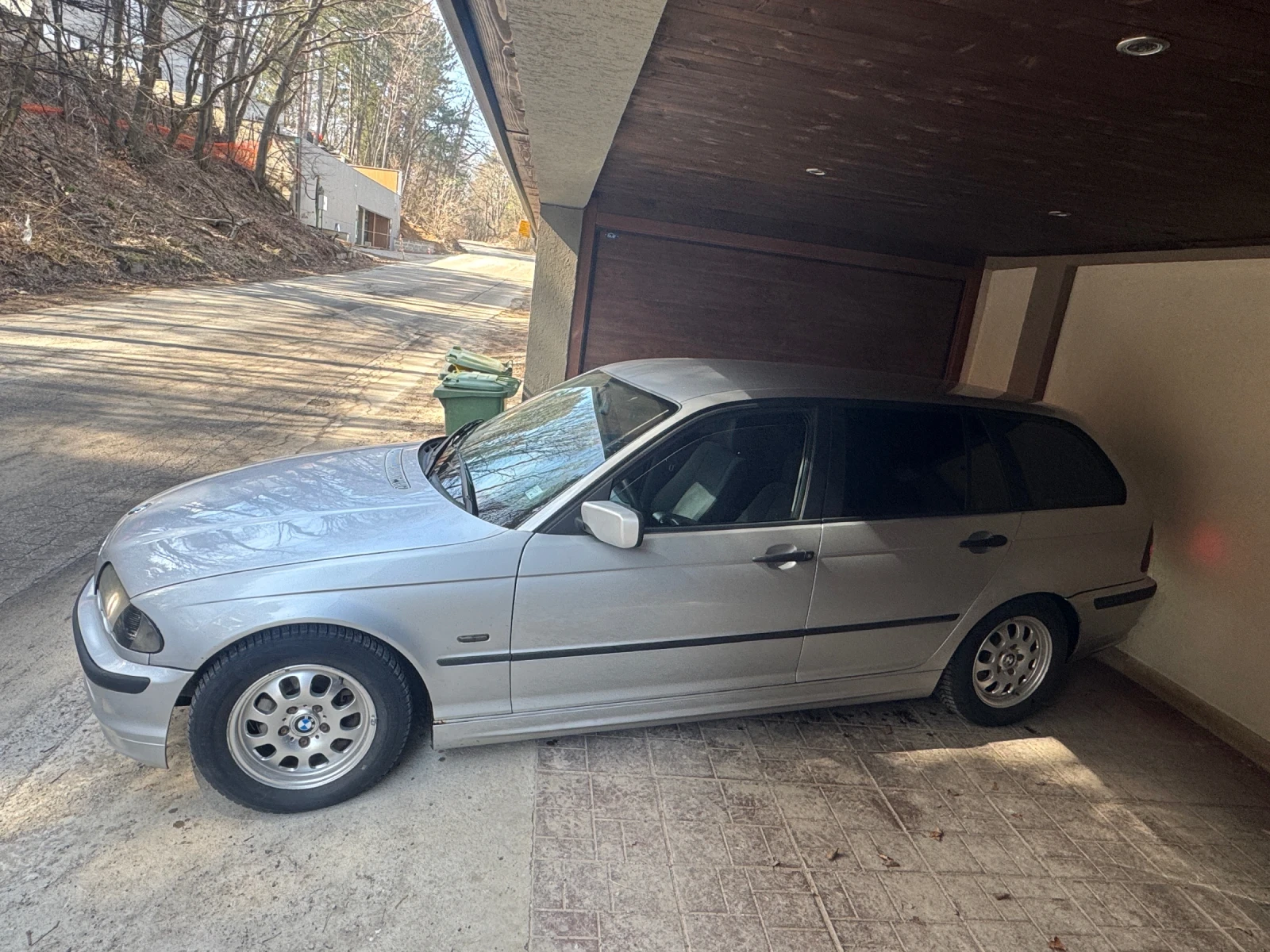 BMW 320, снимка 6 - Автомобили и джипове - 54882427