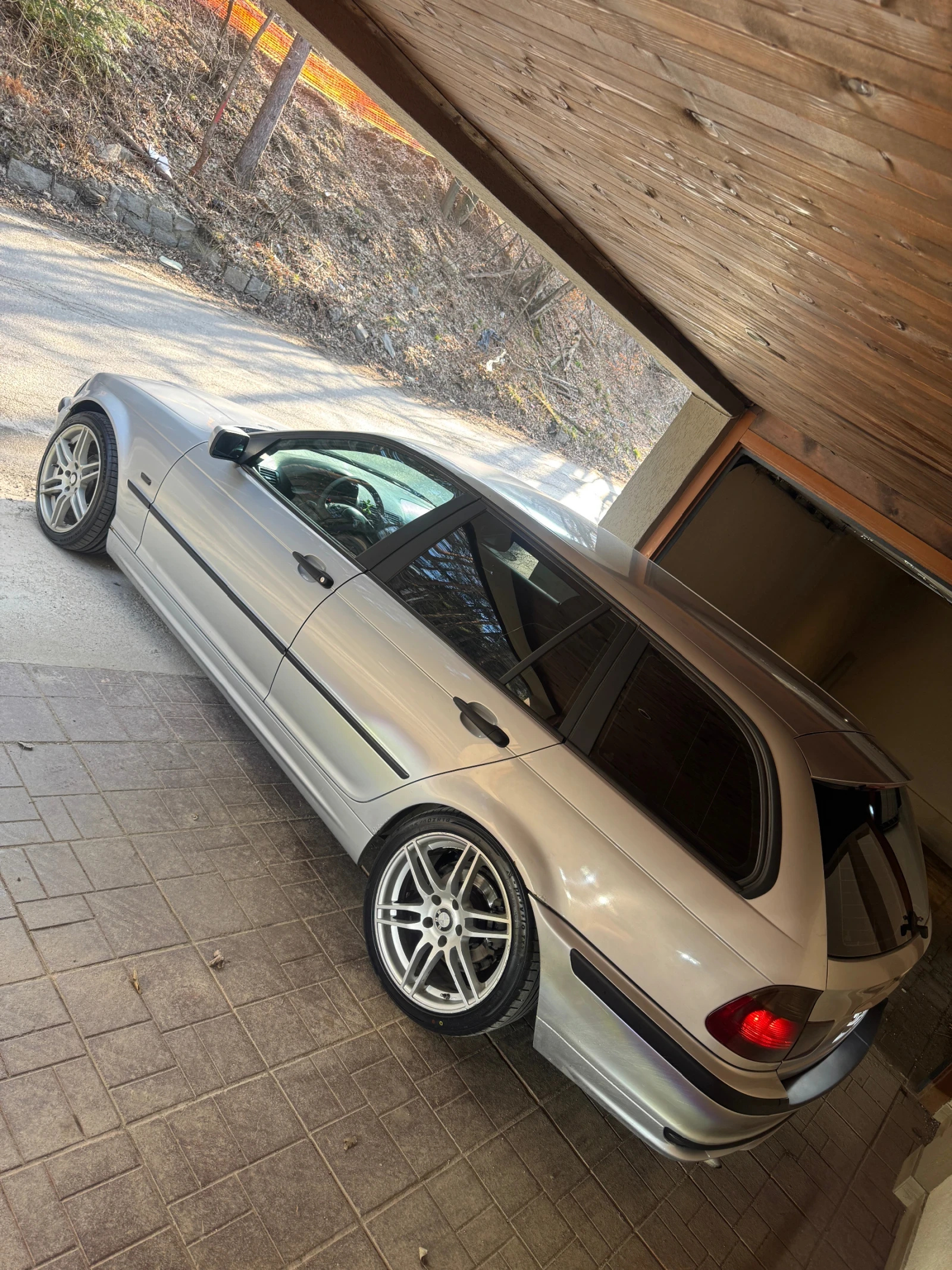 BMW 320, снимка 4 - Автомобили и джипове - 54882427