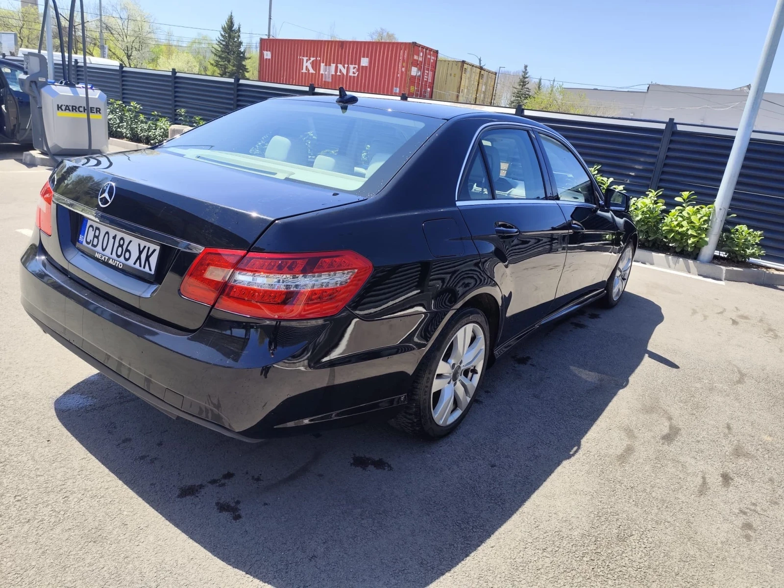 Mercedes-Benz E 200, снимка 5 - Автомобили и джипове - 54906349