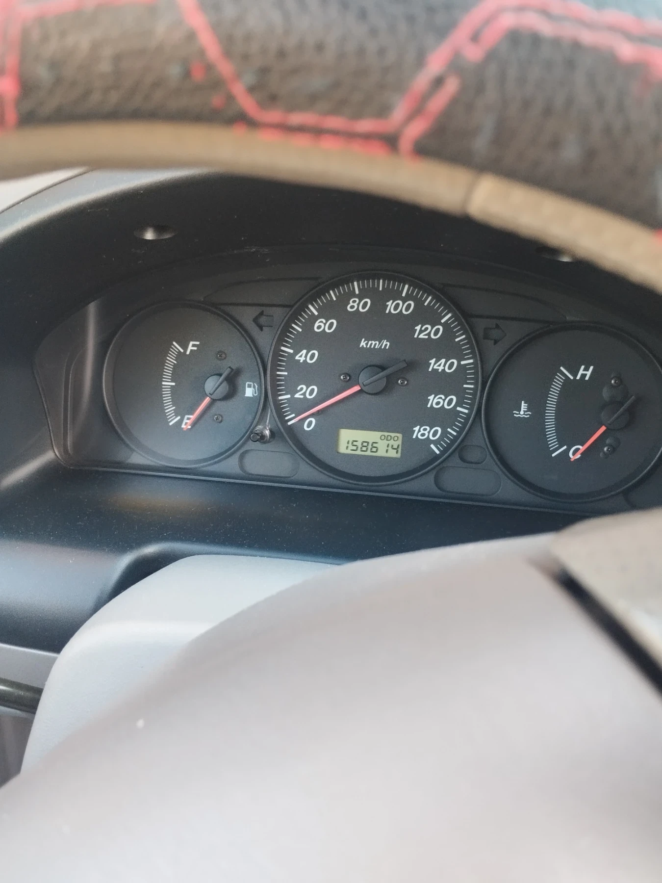 Mazda Demio 1.3, снимка 4 - Автомобили и джипове - 55013933