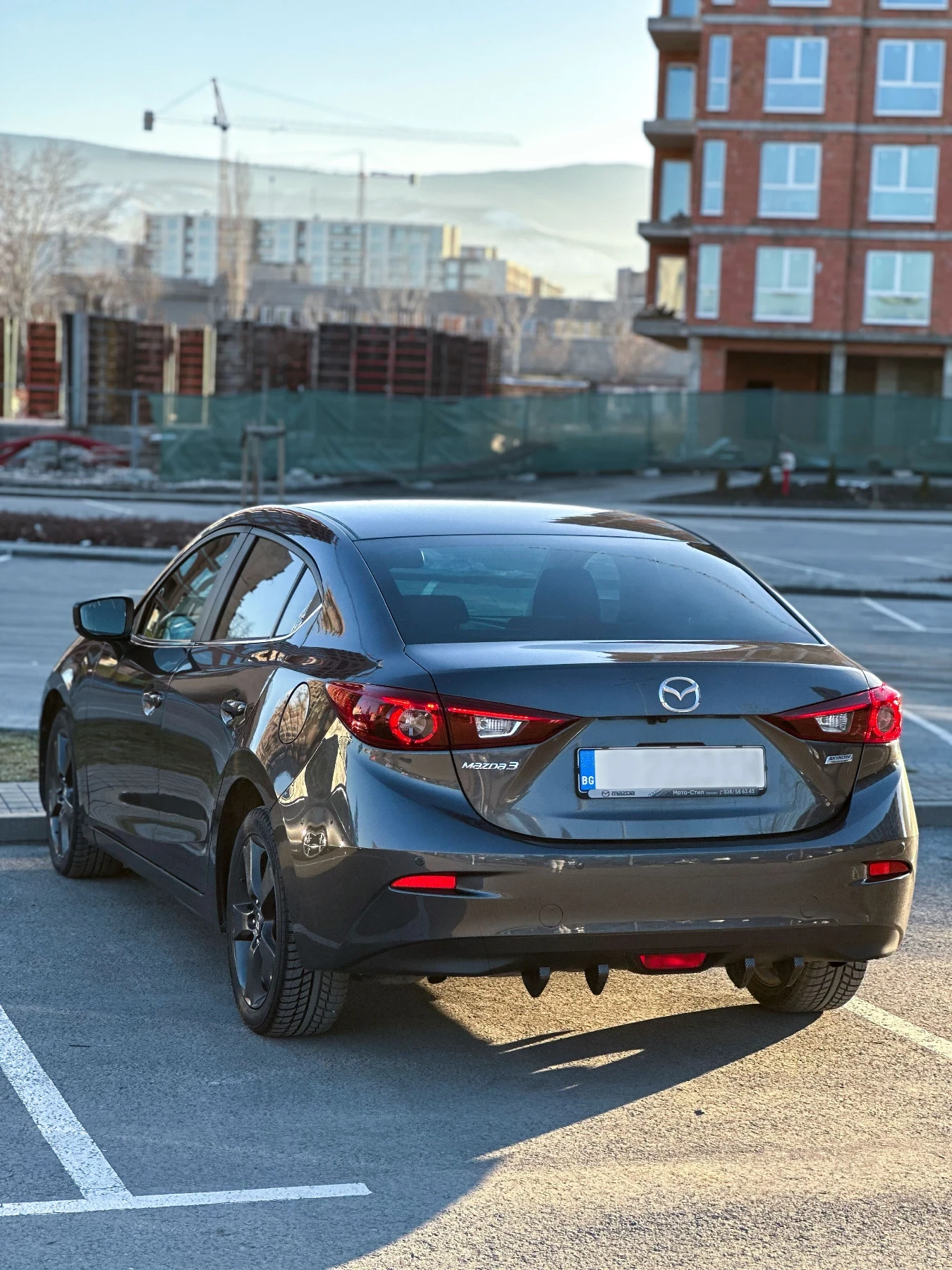 Mazda 3 Facelift 2.0 CarPlay/Android Auto, снимка 13 - Автомобили и джипове - 55144972