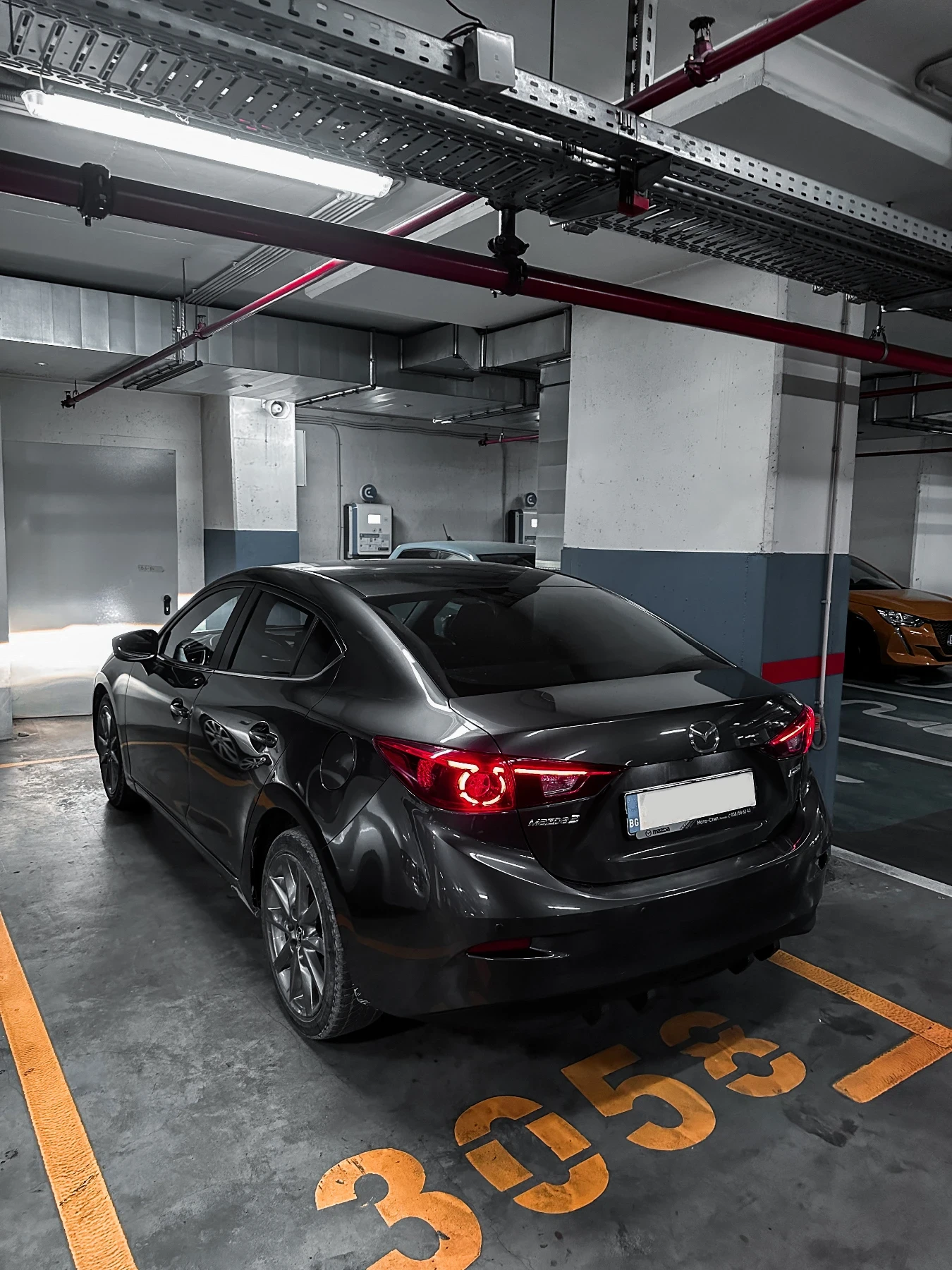 Mazda 3 Facelift 2.0 CarPlay/Android Auto, снимка 9 - Автомобили и джипове - 55144972