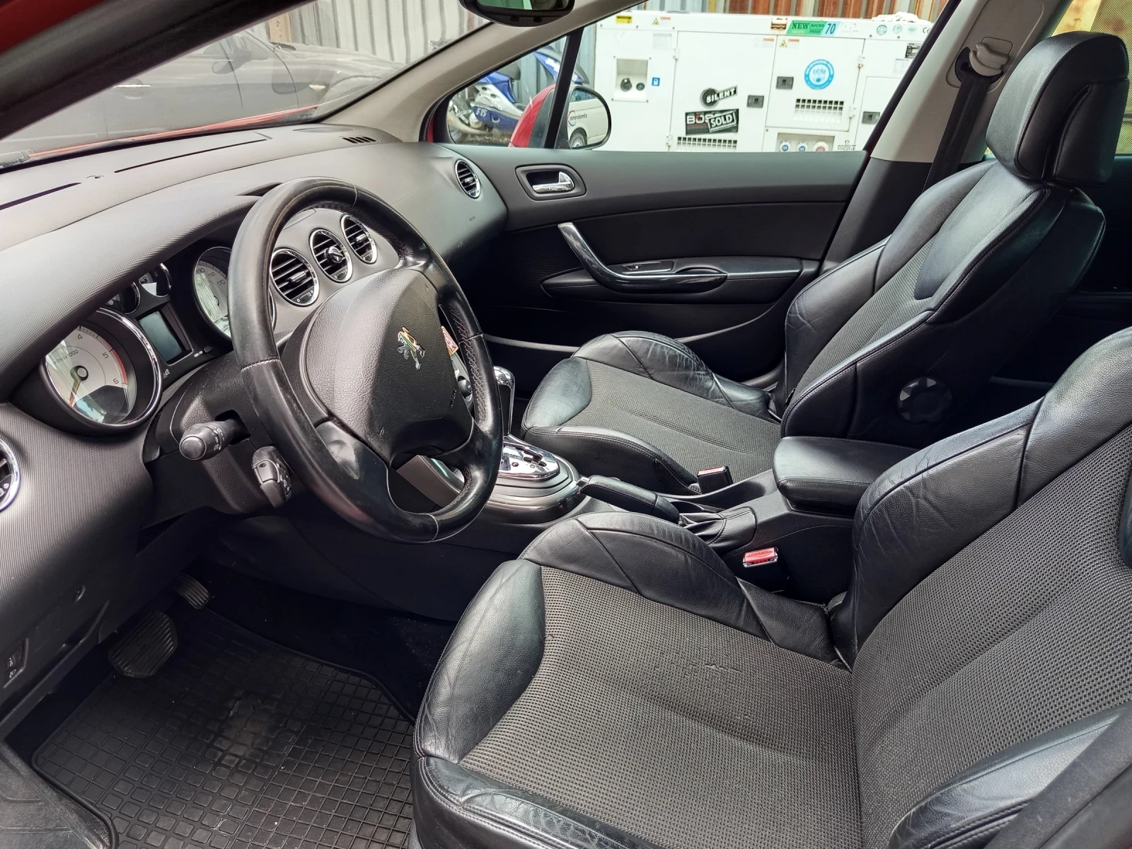Peugeot 308 2.0, снимка 9 - Автомобили и джипове - 55227757