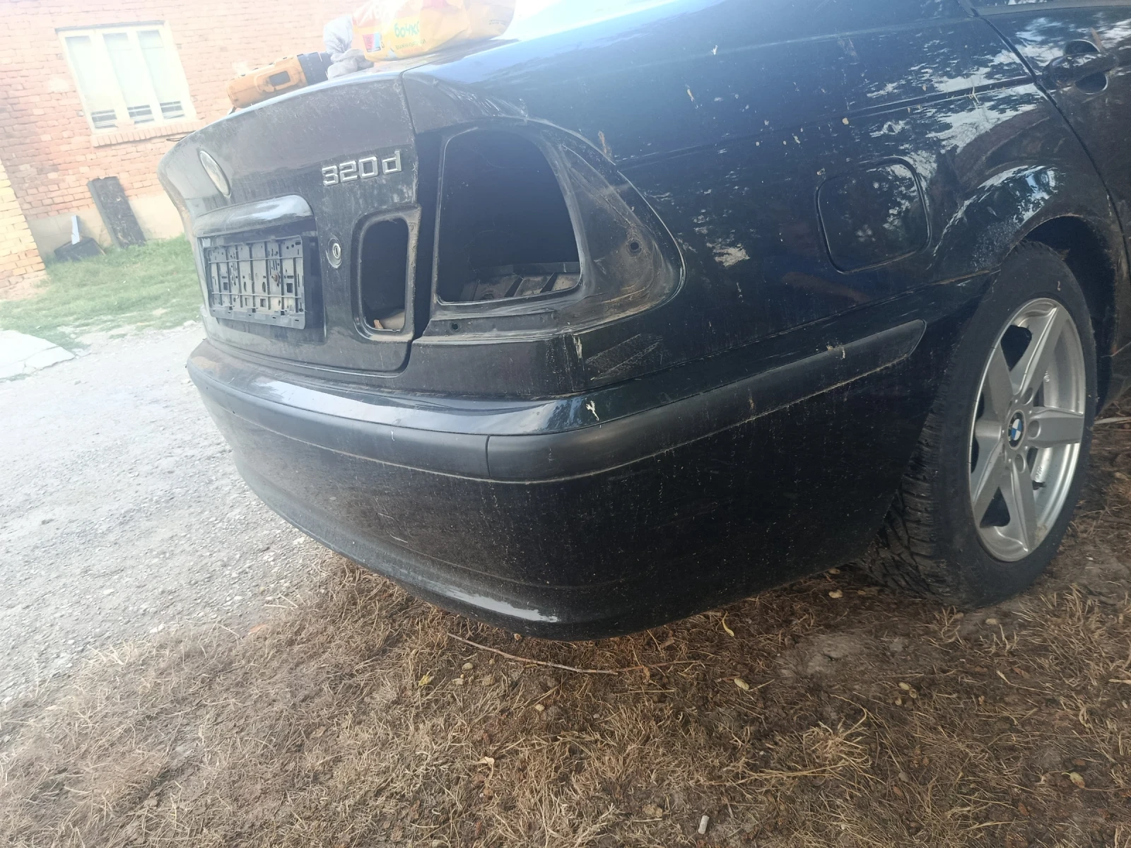 BMW 320, снимка 8 - Автомобили и джипове - 55342368