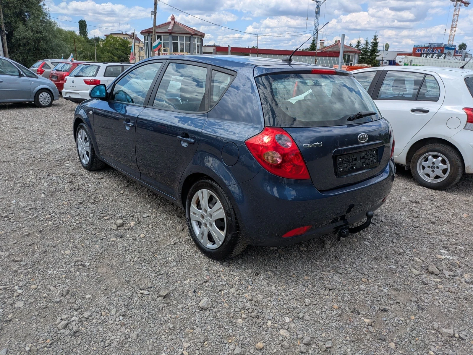 Kia Ceed 1.6i 115k.c., снимка 6 - Автомобили и джипове - 55393833
