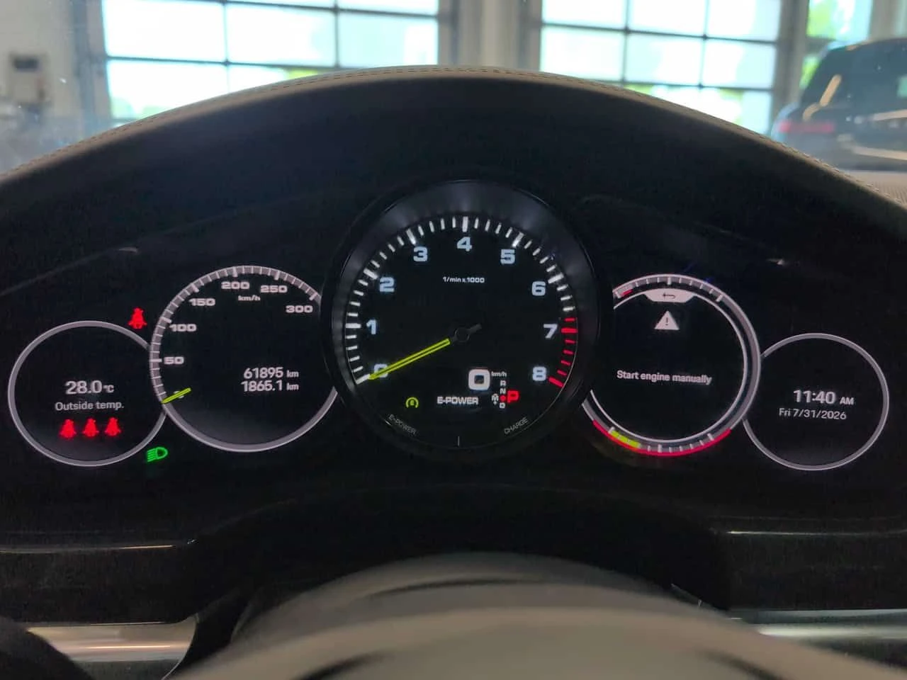 Porsche Panamera  4 E Hybrid * CARFAX * БЕЗ ПЪРВОНАЧАЛНА ВНОСКА, снимка 8 - Автомобили и джипове - 55500296
