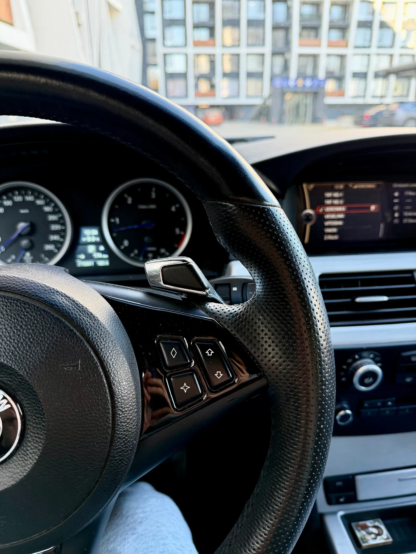 BMW 535 E61, снимка 10 - Автомобили и джипове - 55968625