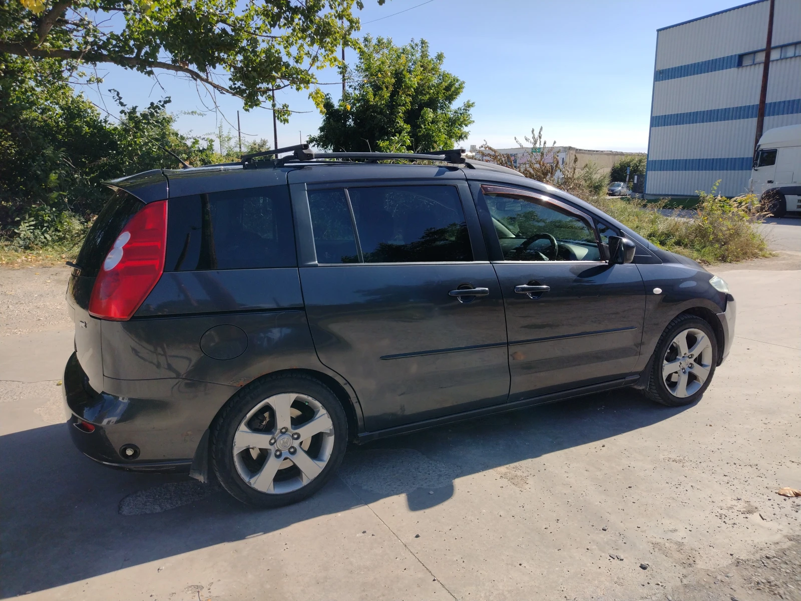 Mazda 5 2.0, снимка 5 - Автомобили и джипове - 56009972