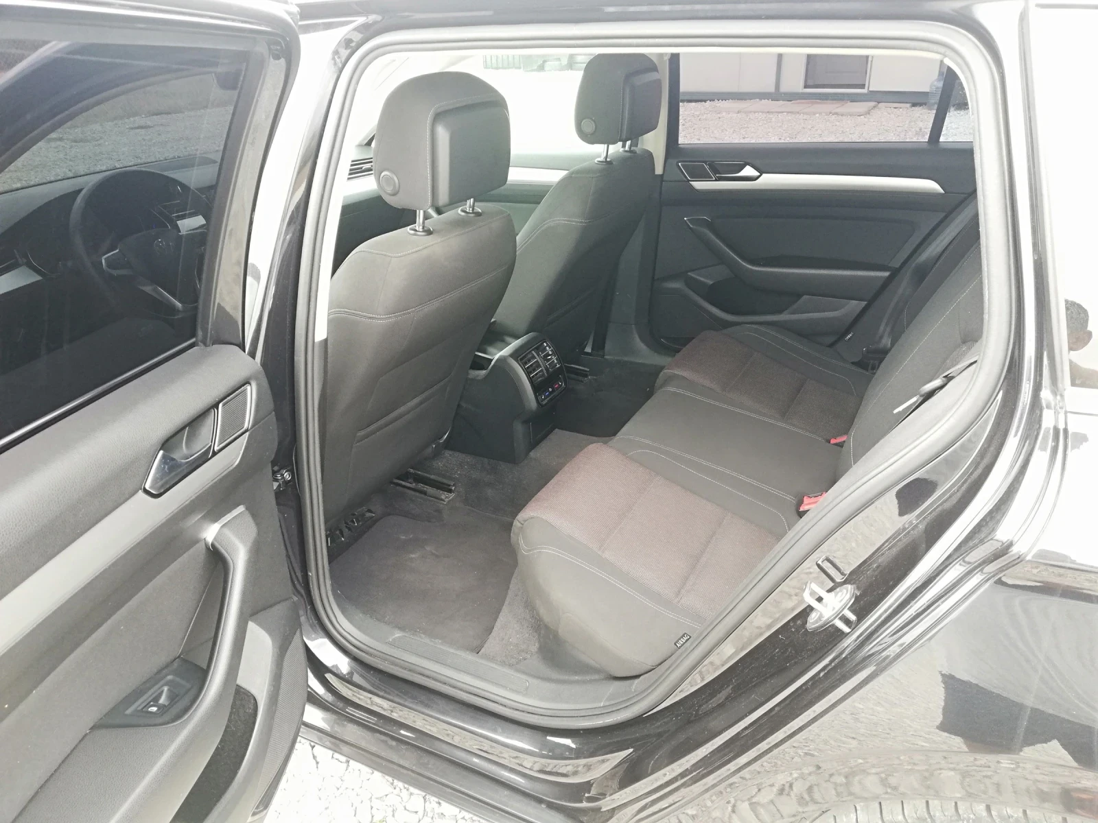 VW Passat 2.0tdi kli navi 150, снимка 10 - Автомобили и джипове - 56209236