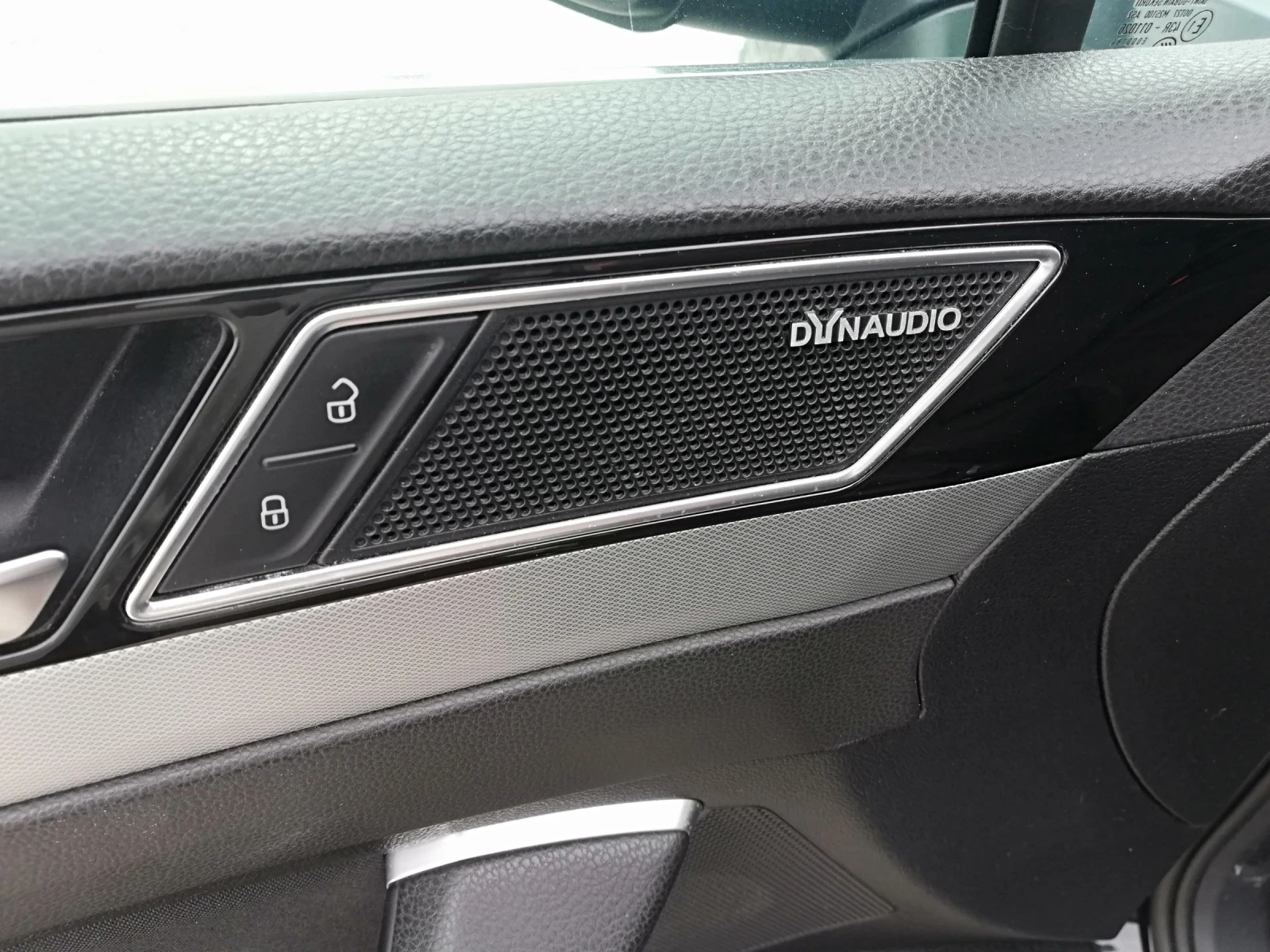 VW Passat 2.0tdi kli navi 150, снимка 15 - Автомобили и джипове - 56209236