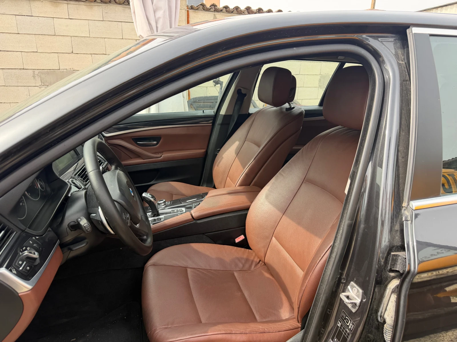 BMW 520, снимка 11 - Автомобили и джипове - 56221508