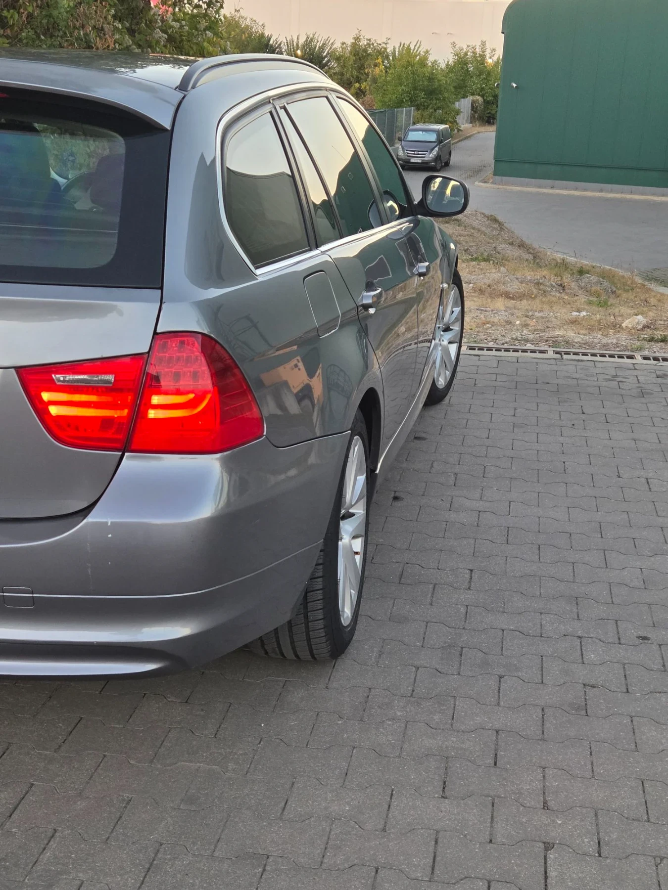 BMW 320 2.0 Xdrive 184 к.с. фейс, снимка 13 - Автомобили и джипове - 56350862