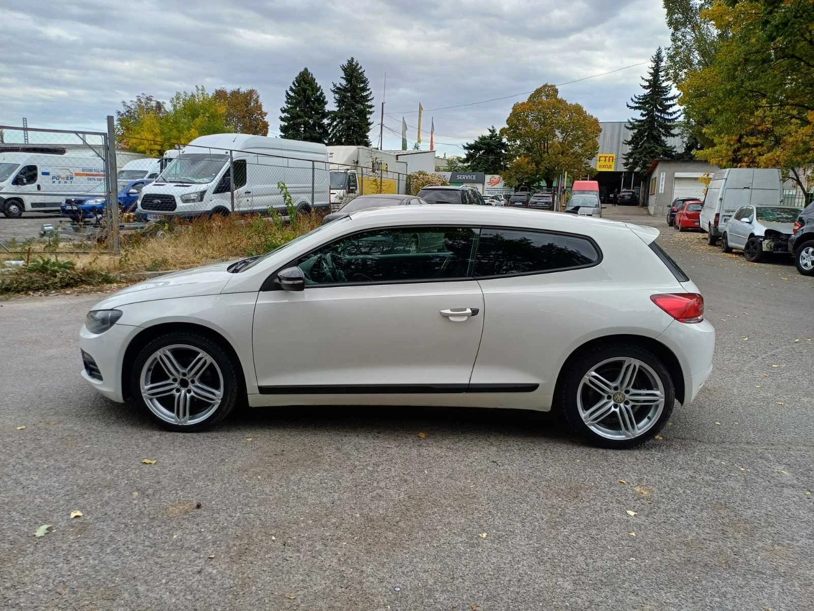 VW Scirocco 1.4 TSI, снимка 4 - Автомобили и джипове - 56458565