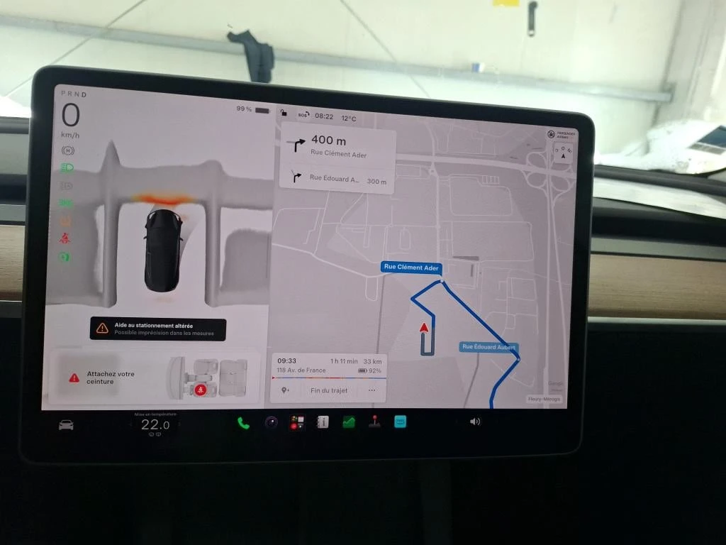 Tesla Model 3 Long Range RWD Leather LED Navi 95.1% SoH, снимка 13 - Автомобили и джипове - 56711145
