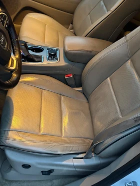 Jeep Grand cherokee OVERLAND * FACELIFT* ПОДГРЕВ* ОБДУХВАНЕ - 13900 € / 27186.04 лв. - 22796476 13