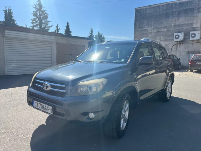 Toyota Rav4 2.2 D-CAT 4х4 177кс., снимка 2 - Автомобили и джипове - 47341302