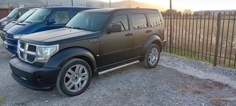 Dodge Nitro 2.8, снимка 4 - Автомобили и джипове - 52642850