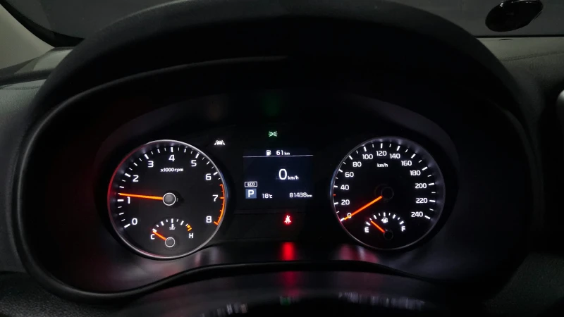 Kia Sportage 2.0 2WD PRESTIGE, снимка 7 - Автомобили и джипове - 52463492