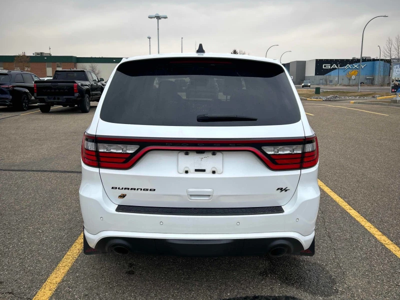 Dodge Durango R/T Hemi * * CARFAX * * АВТО КРЕДИТ * * , снимка 4 - Автомобили и джипове - 52472944