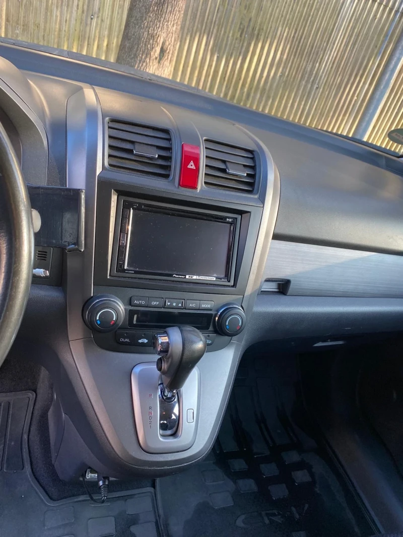 Honda Cr-v 2, 0* 150* AC* NAVI* TUV* AUT-4* 4, снимка 11 - Автомобили и джипове - 52831413