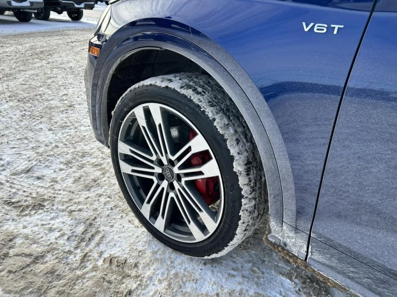 Audi SQ5 TECHNIK* B&O* 360 CAM* CARBON* ПАНОРАМА* КЕЙЛЕС, снимка 7 - Автомобили и джипове - 53522864