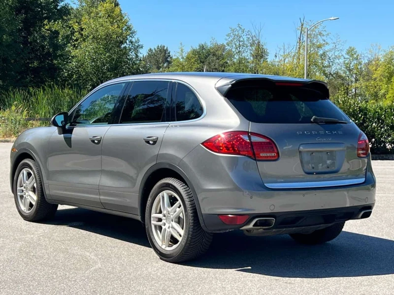 Porsche Cayenne * AWD 4dr * CARFAX * ЦЕНА ДО БГ, снимка 2 - Автомобили и джипове - 53596916