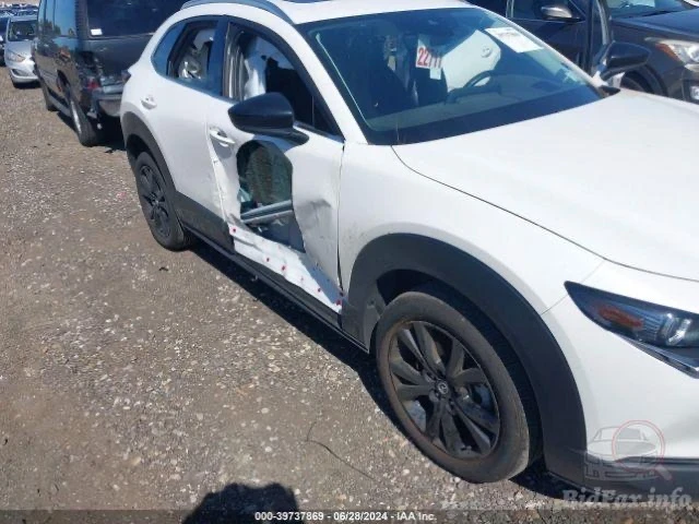 Mazda CX-30 2.5 turbo AWD, снимка 3 - Автомобили и джипове - 46964354