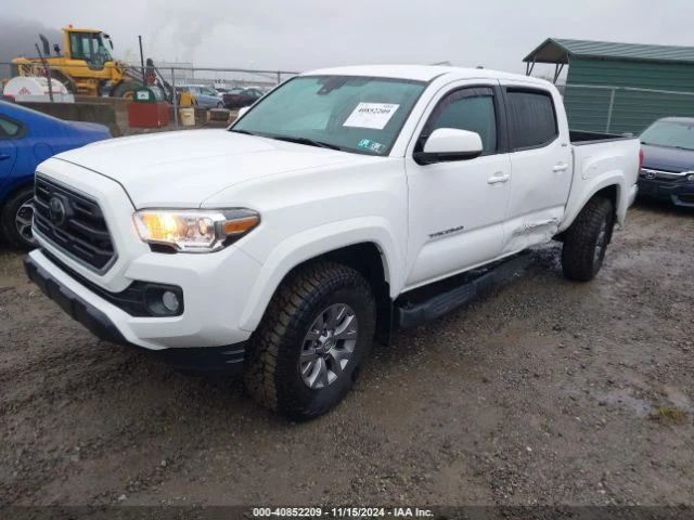 Toyota Tacoma SR5 V6 3.5L, снимка 2 - Автомобили и джипове - 48112471