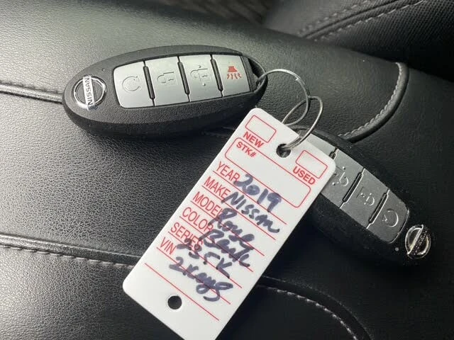 Nissan Rogue *  *    *   *  | Mobile.bg   14