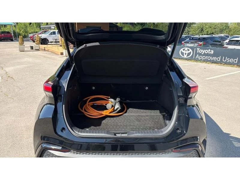 Toyota C-HR 2.0HSD PLUG-IN GR-SPORT, снимка 10 - Автомобили и джипове - 55652480