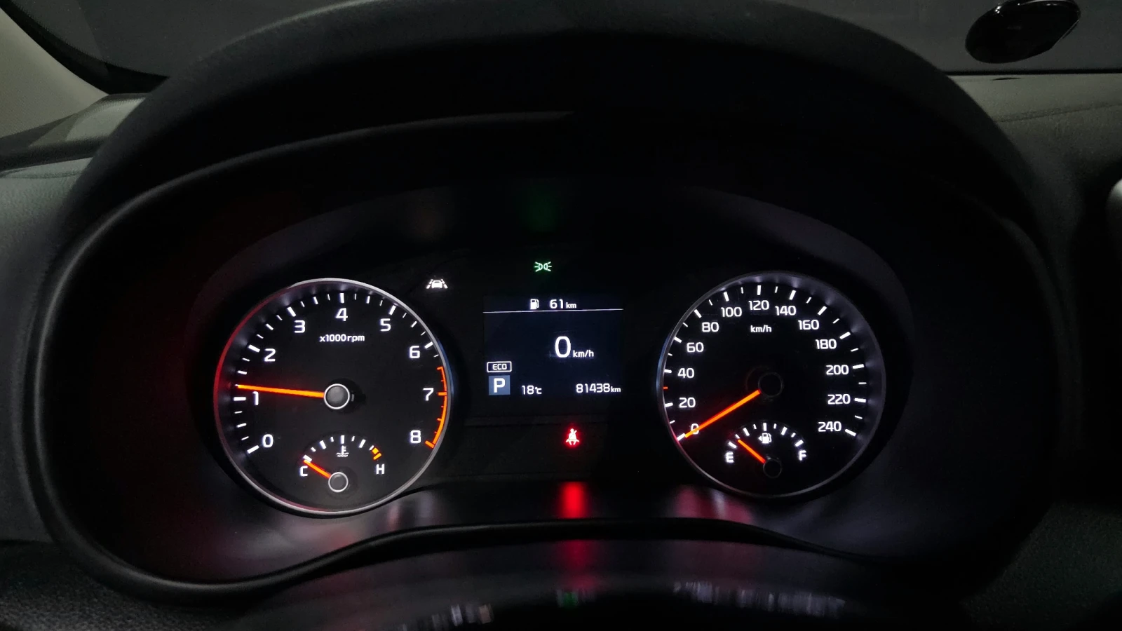 Kia Sportage 2.0 2WD PRESTIGE - изображение 7