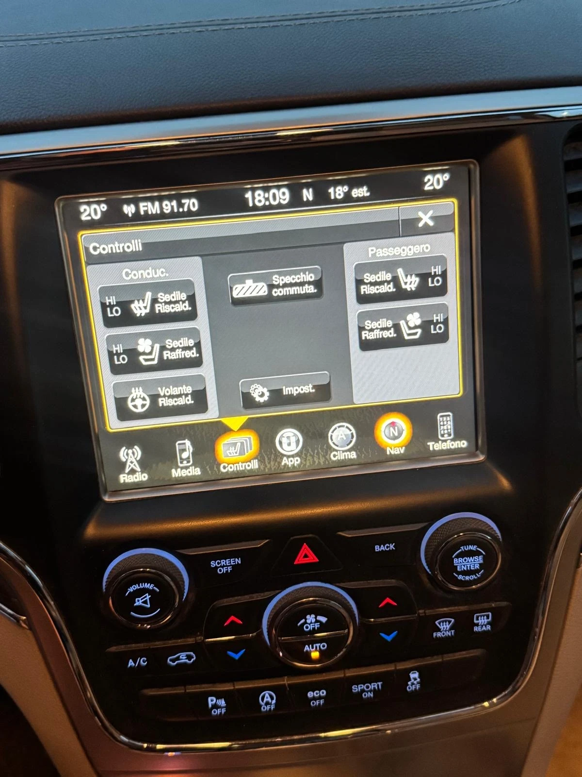 Jeep Grand cherokee OVERLAND * FACELIFT* ПОДГРЕВ* ОБДУХВАНЕ, снимка 6 - Автомобили и джипове - 53713134