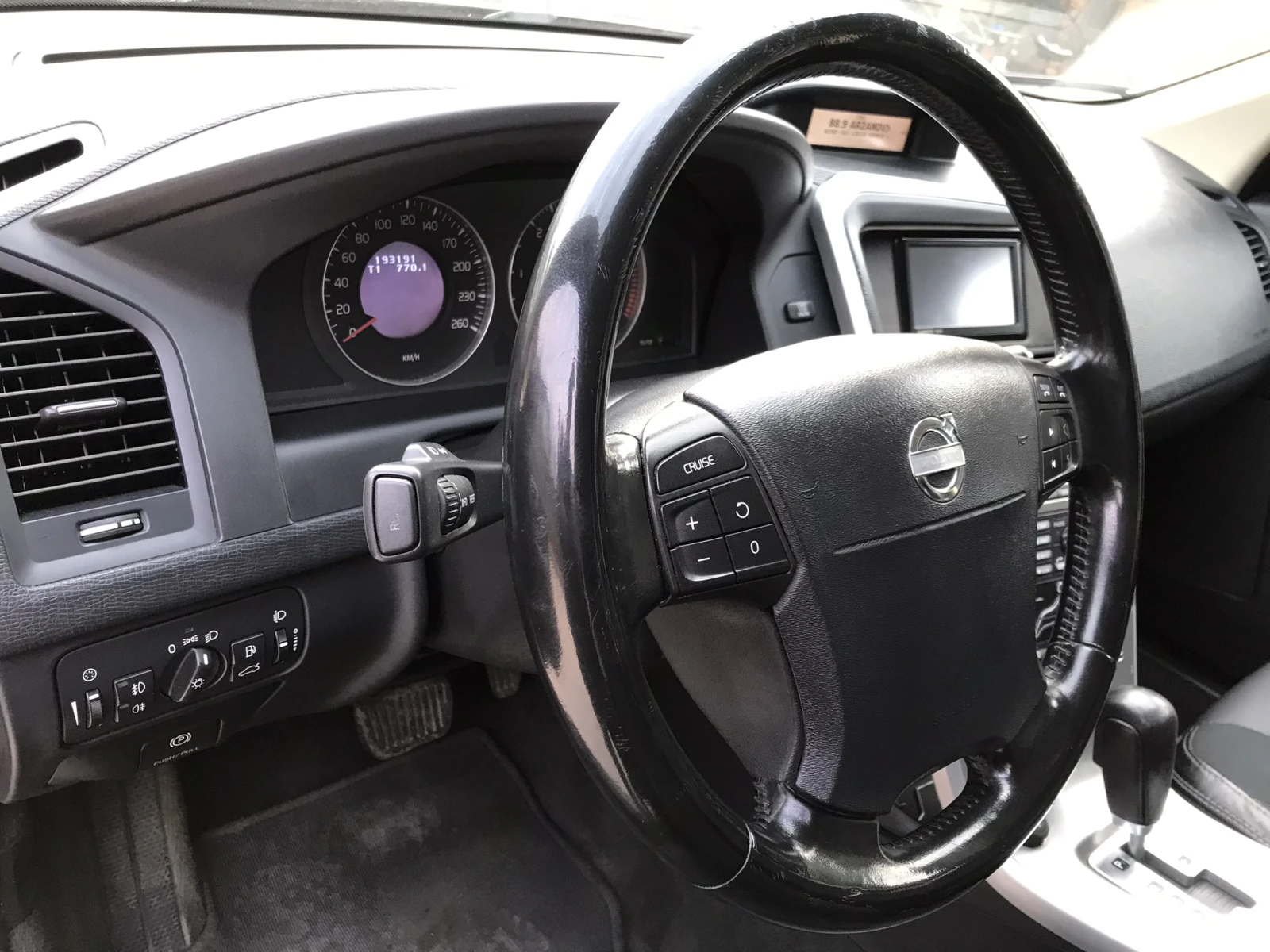 Volvo XC60 2, 4D, 163k.Внос от ИТАЛИЯ, снимка 13 - Автомобили и джипове - 53921296