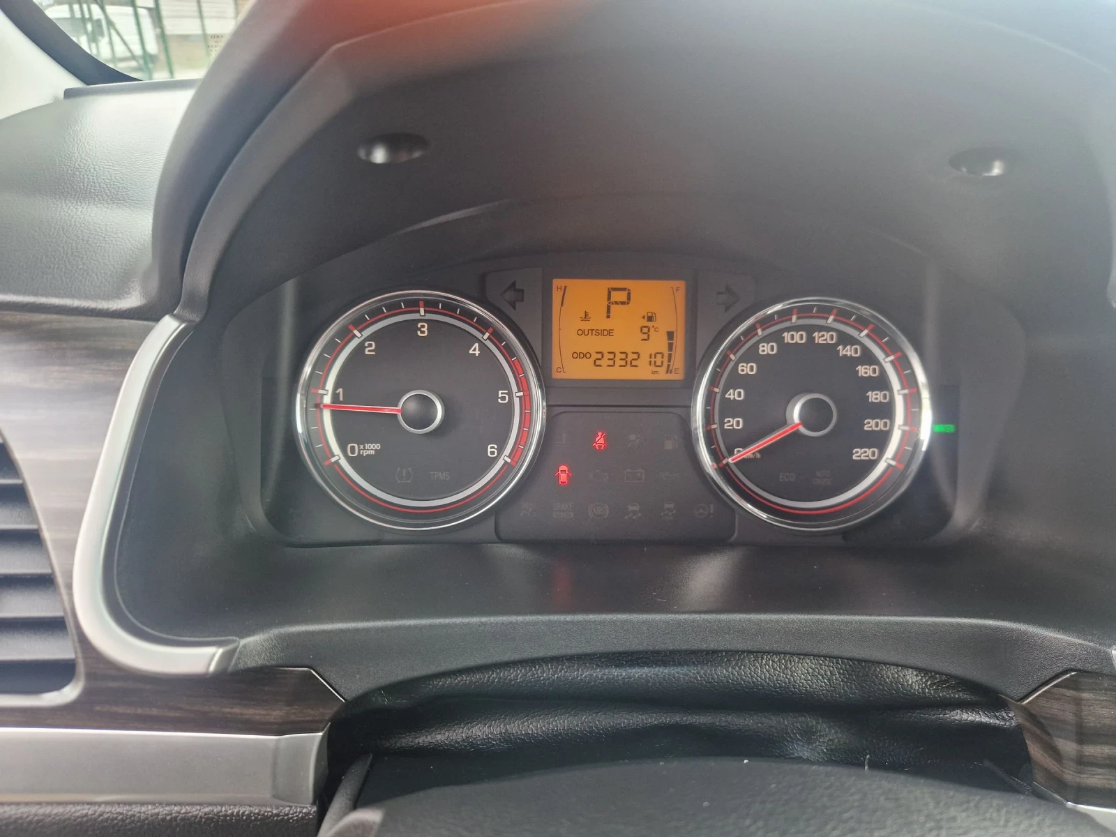 SsangYong Korando 2.0xvt дизел 4х4 АВТОМАТИК!!!, снимка 11 - Автомобили и джипове - 54077716