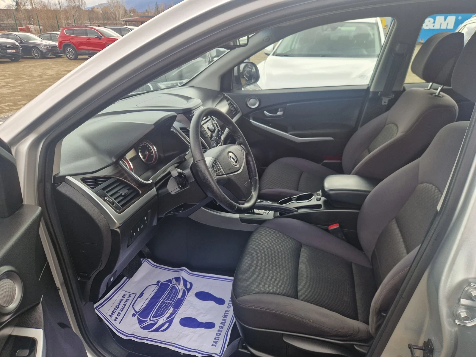 SsangYong Korando 2.0xvt дизел 4х4 АВТОМАТИК!!!, снимка 10 - Автомобили и джипове - 54077716