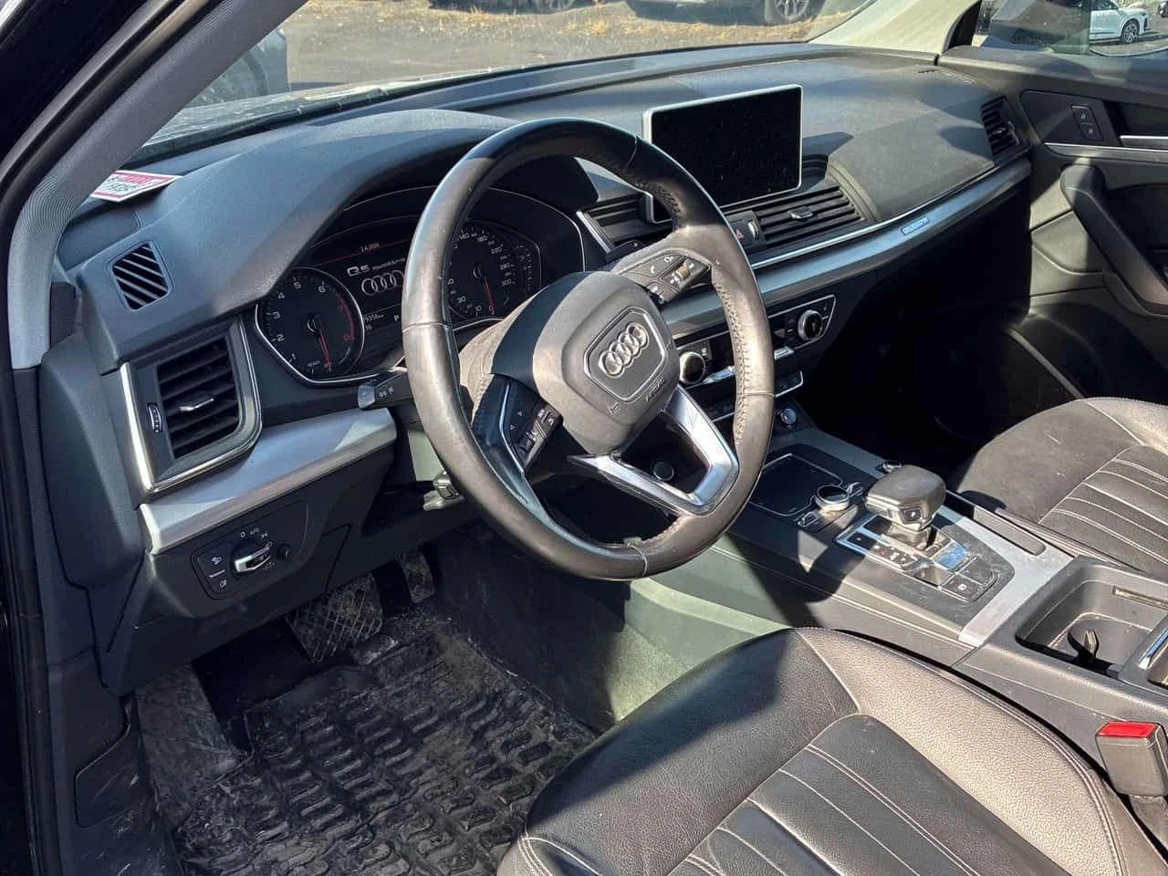 Audi Q5 * Progressiv * ПОДГРЕВ* ПАНОРАМА* KEYLESS* , снимка 5 - Автомобили и джипове - 54098388