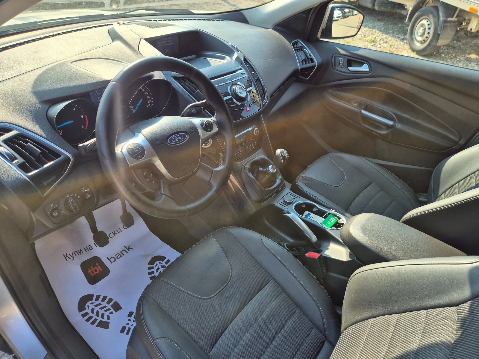 Ford Kuga 2.0D, NAVI, KOJA, 140K.S, снимка 9 - Автомобили и джипове - 55593773