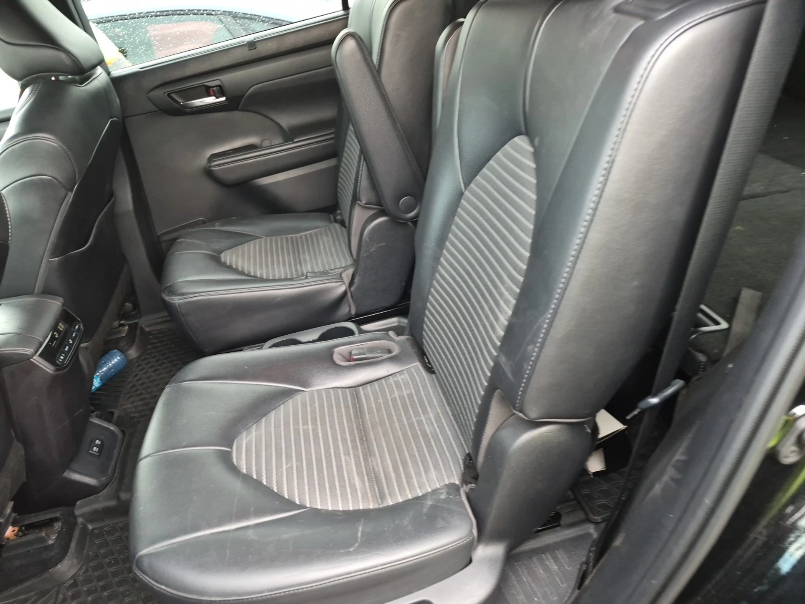 Toyota Highlander XSE * * AWD * * CARFAX * * АВТО КРЕДИТ * * , снимка 8 - Автомобили и джипове - 55617309