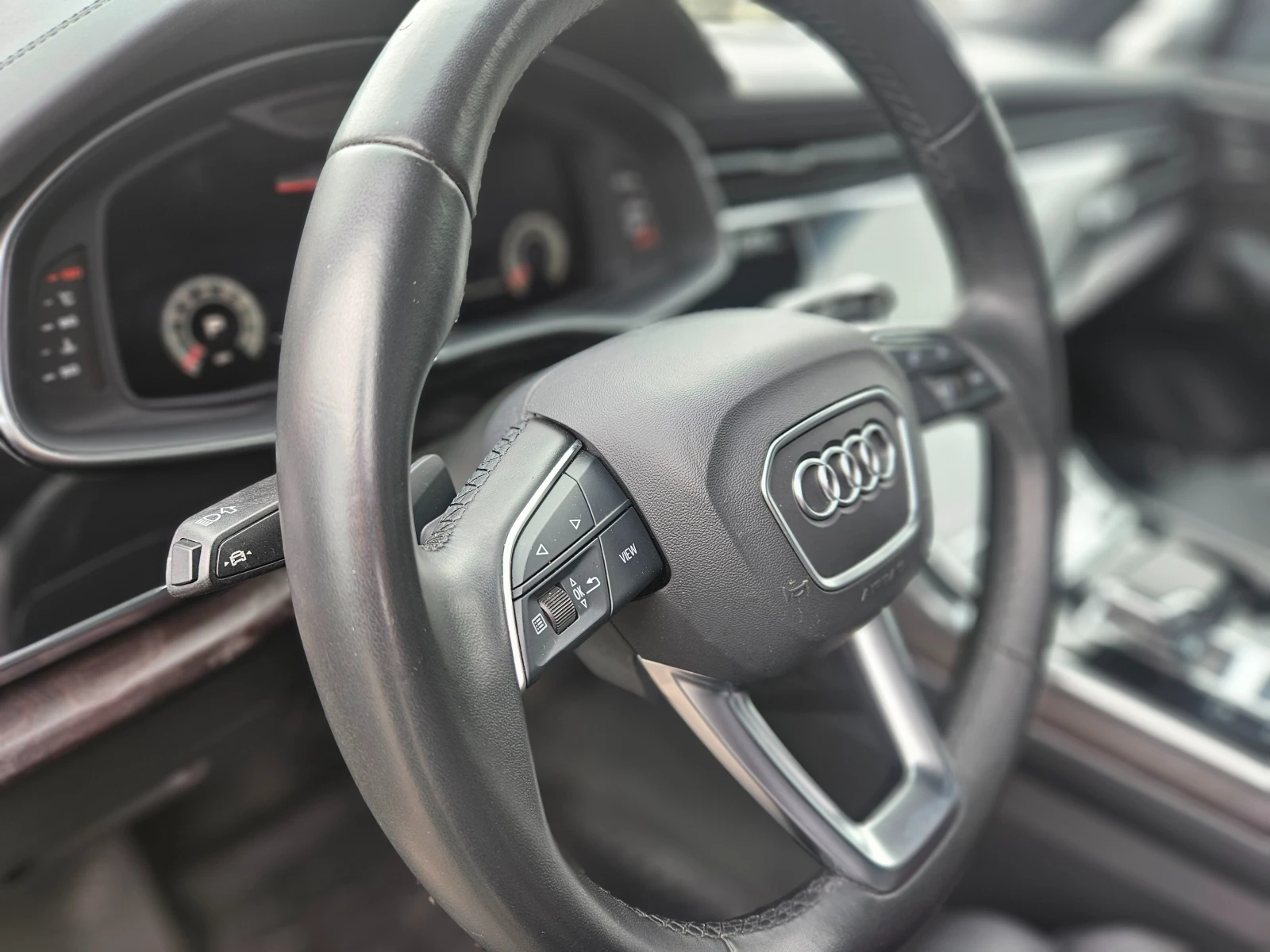 Audi Q7 ДИСТРОНИК / МАСАЖ / 360 / ОБДУХВАНЕ / S Line, снимка 11 - Автомобили и джипове - 55685528
