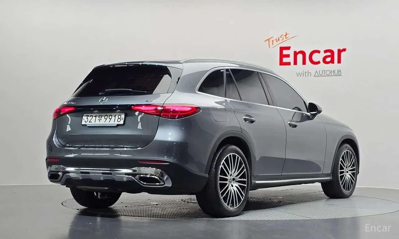 Mercedes-Benz GLC 220 d * 4MATIC * 360 * ОБДУХВАНЕ * ПАНОРАМА * , снимка 2 - Автомобили и джипове - 56295381
