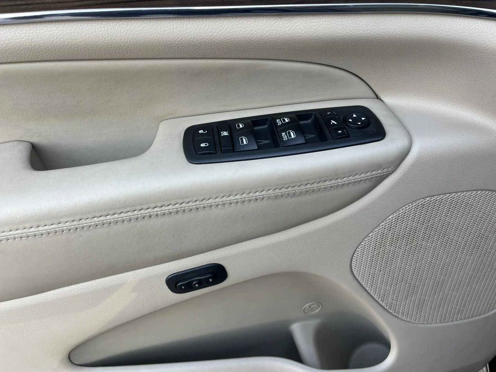 Jeep Grand cherokee 3.0 OVERLAN, снимка 10 - Автомобили и джипове - 56311346