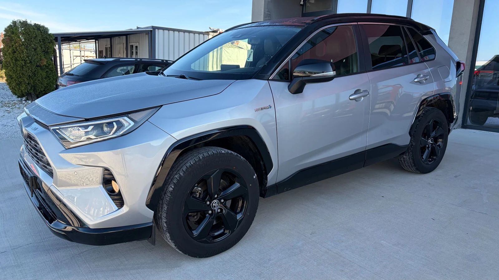 Toyota Rav4 2.5 Hybrid , снимка 2 - Автомобили и джипове - 56321976